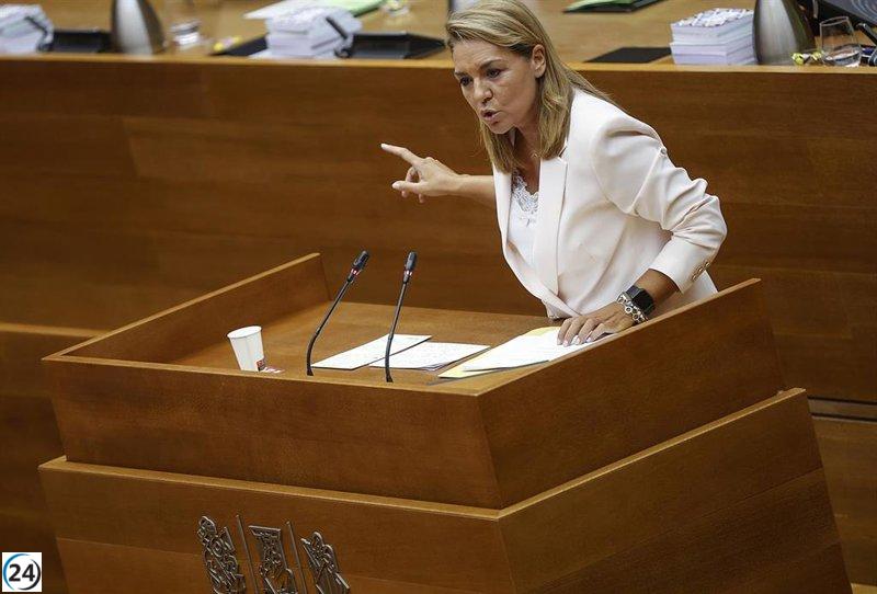 Camarero critica a Morant por difundir información falsa sobre derechos sociales en la Comunitat y duda sobre su conocimiento en el tema.