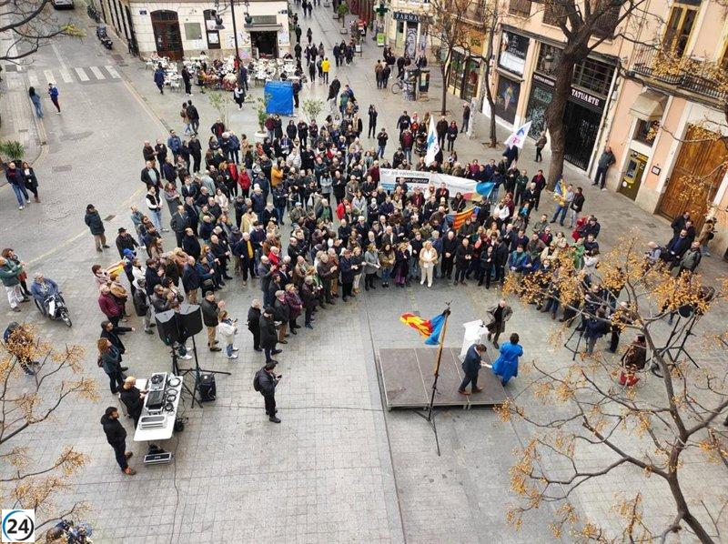 Denuncia de Juristes Valencians contra Sánchez y Feijóo por su actitud 