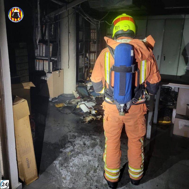 Incendio en archivo municipal de Burjassot afecta fondos y sistema eléctrico.