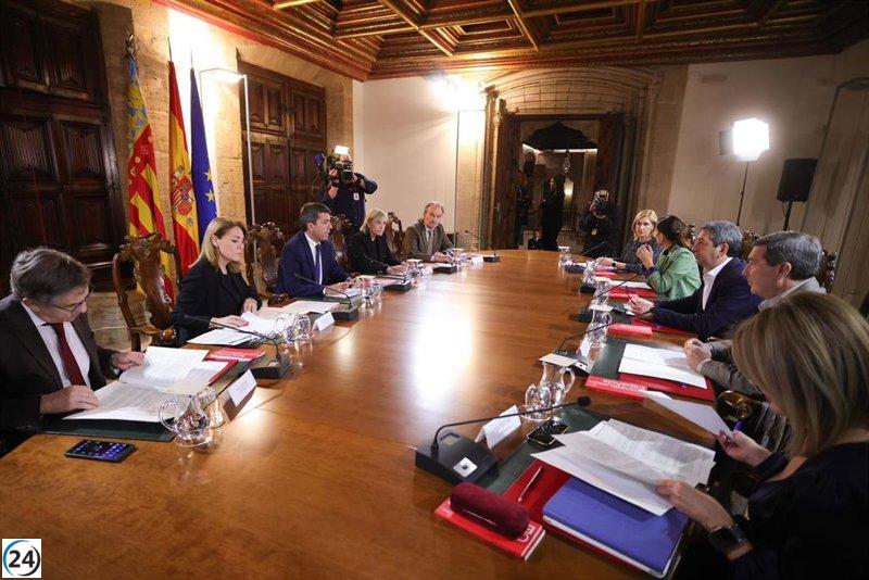 La Generalitat destina cuatro millones de euros en ayudas para los afectados del incendio de Campanar.