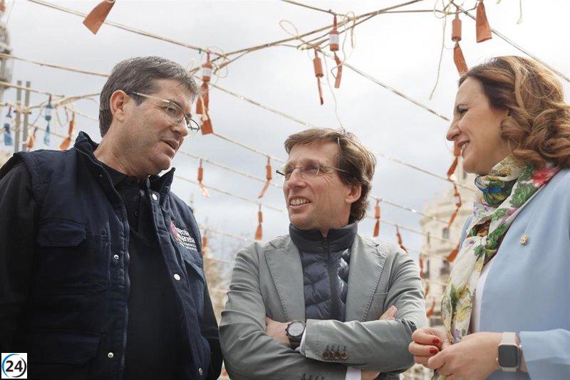 Almeida prioriza a las víctimas del 11M en la agenda política.