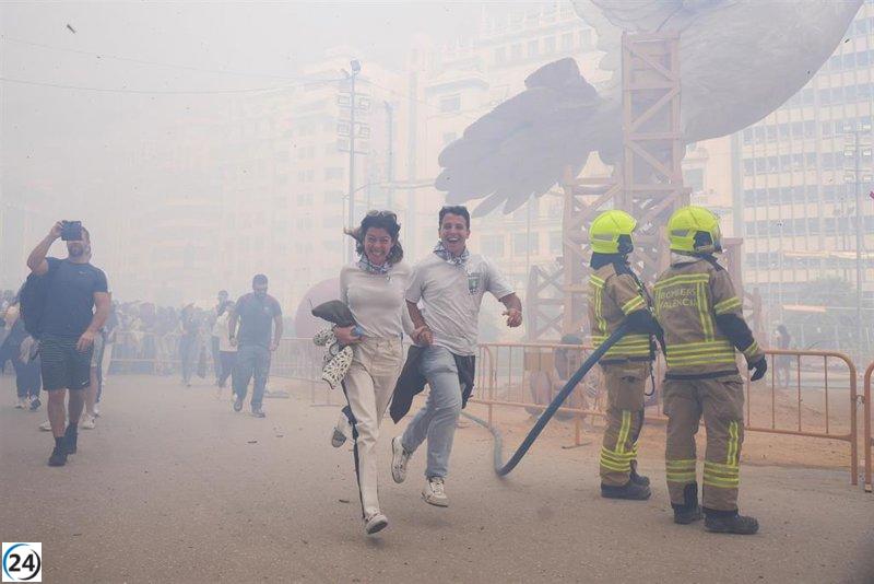 El Mediterráneo marca un hito con la mayor mascletà para clausurar las Fallas 2024: 