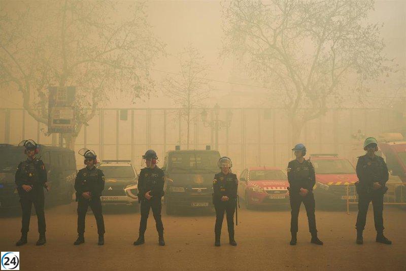 Bernabé afirma que la delincuencia disminuye un 15% en Fallas, pero aumentan las denuncias por ciberdelincuencia.