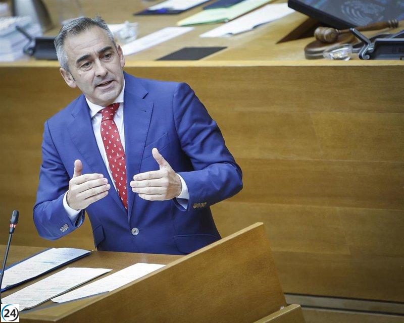 El PP pide a PSPV y Compromís que trabajen en Corts para mejorar las propuestas de ley.