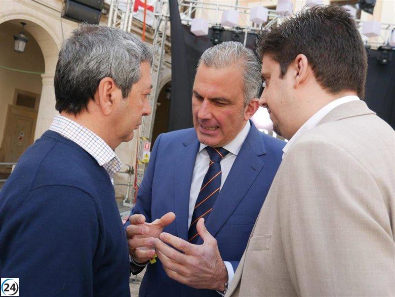 Ortega Smith critica a la izquierda y a la derecha por abandonar sus valores cristianos.