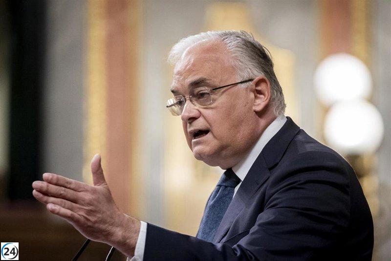 El PP rectifica error y envía carta en valenciano tras error de mailing.