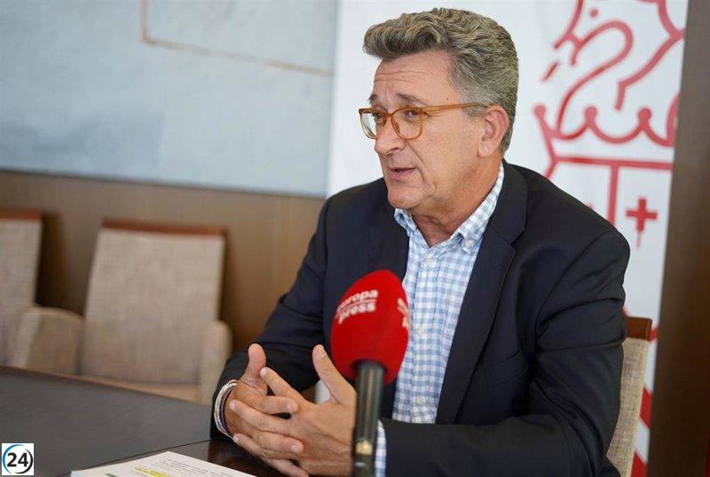 El ministro Martínez Mus critica retrasos en la construcción del Corredor Mediterráneo.