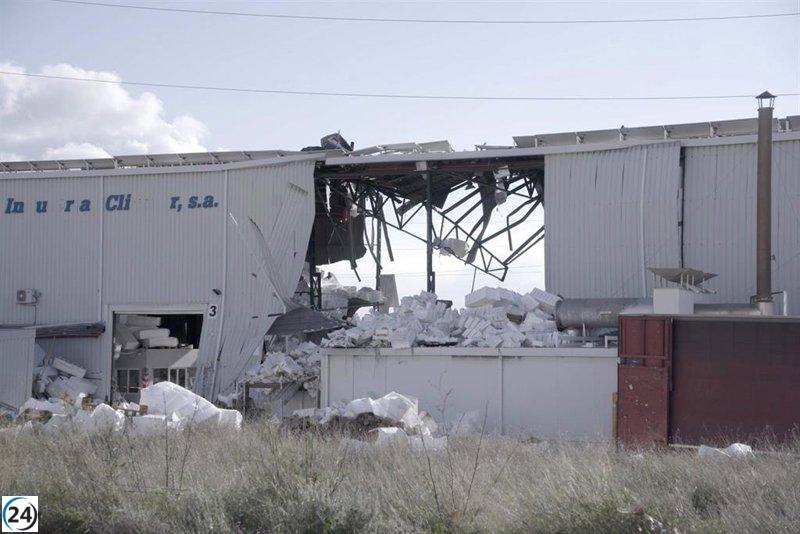 Dos heridos en la explosión de Ibi reciben el alta, mientras que tres permanecen en el hospital.