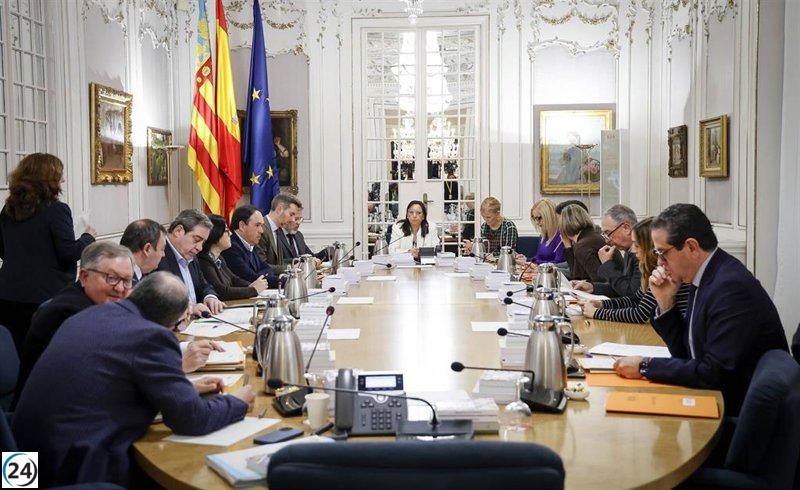 Les Corts solicitan un análisis sobre la propuesta de Compromís acerca de la renuncia de Mazón.