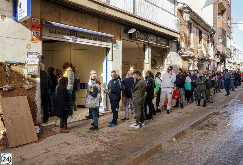 El primer cuarto premio, 77.768, llega a varias localidades de Valencia, incluida Paiporta.