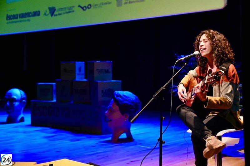 La XXI Nit d'Escola Valenciana defiende el activismo lingüístico frente a las políticas educativas neoliberales.