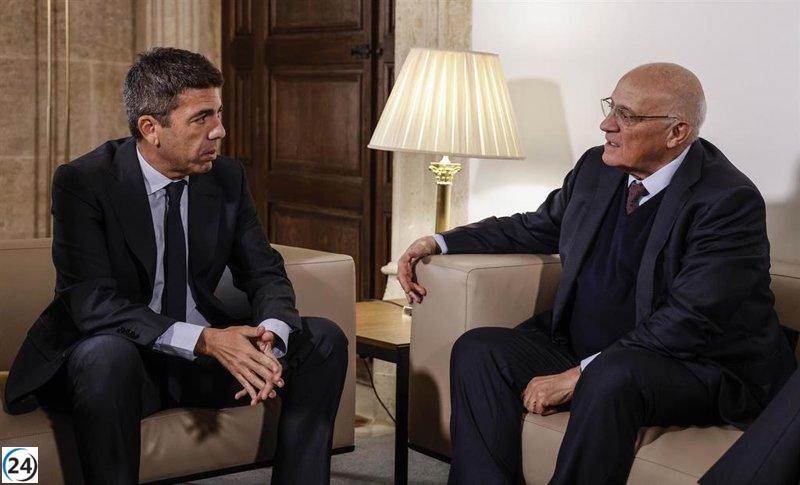 Mazón solicita al Banco Sabadell un plan de apoyo para afectados por la dana.