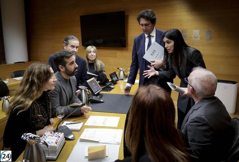 PSPV y Compromís critican a PP y Vox por retrasar la comisión de la dana en Les Corts.