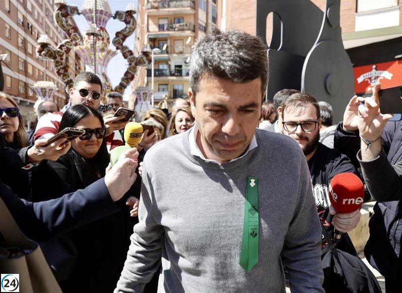 Interrumpida visita de Mazón a las fiestas de Castelló por protestas.