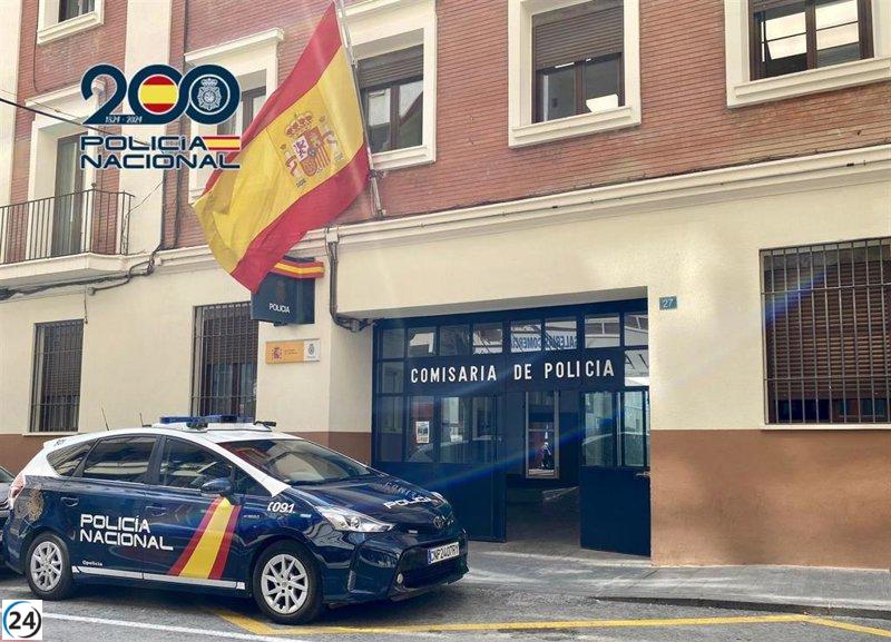 Arrestada en Alicante una empleada de lotería por estafar a su jefa para cobrar un premio de 40.000 euros.