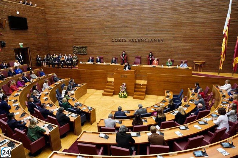 Compromís solicita a Les Corts la anulación del Decreto de Nueva Planta y la reactivación de la festividad del 25 de Abril.