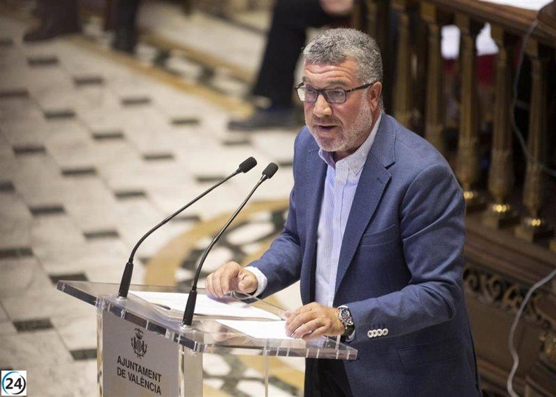 Compromís critica que empleados municipales de València deban usar sus días libres tras el apagón.