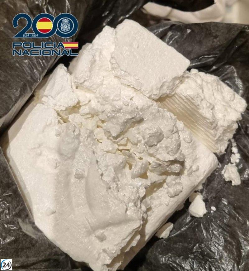 Desmantelan red de narcotráfico en Valencia; arrestan a seis implicados.