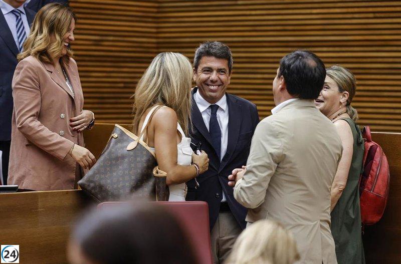 PP, PSPV y Vox aprueban la extensión de tarifas rebajadas en el transporte público hasta fin de año.