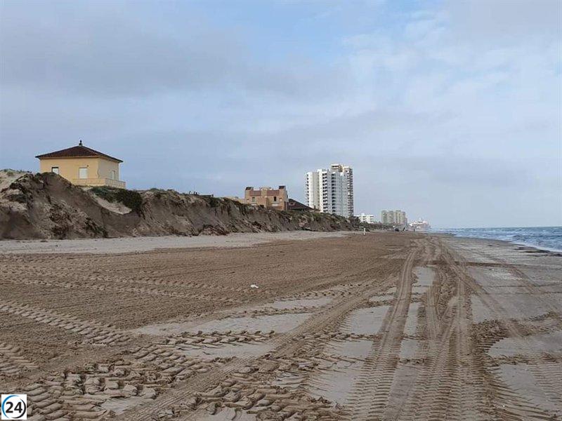 Arenales de Callosa d'en Sarrià reabren sus baños, mientras Sueca sigue sin acceso a la playa.