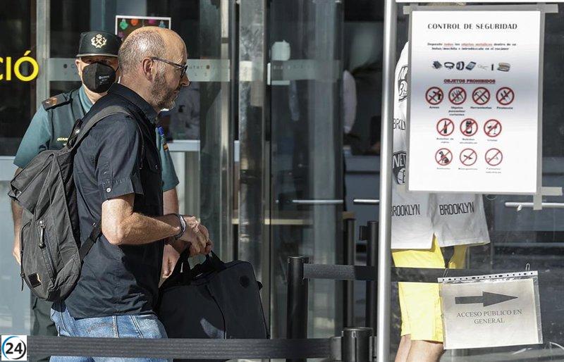 Piden cuatro años de prisión para el hermano de Ximo Puig por estafa y falsificación de documentos.