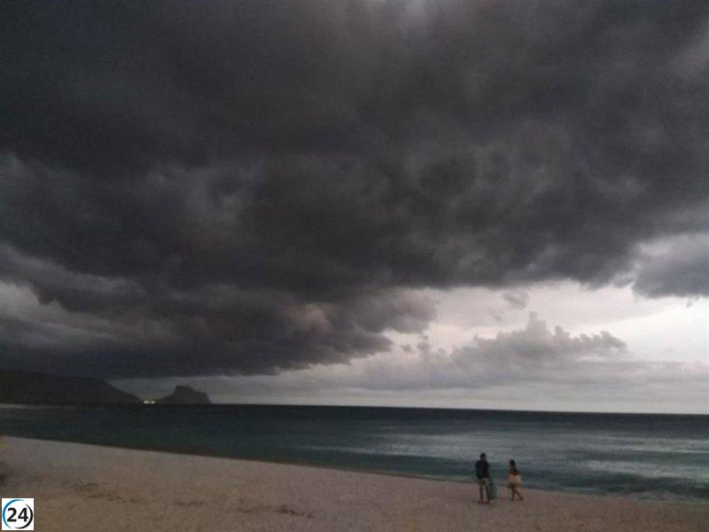 Aemet extiende alerta amarilla por lluvias en la costa sur de Castellón.
