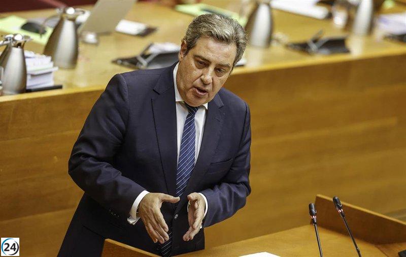 Llanos (Vox) compara la inmigración ilegal con la amenaza de atentados de ETA.