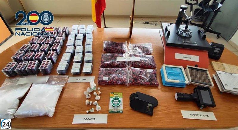Desarticulan en Manises un laboratorio ilegal de medicamentos para la disfunción eréctil.