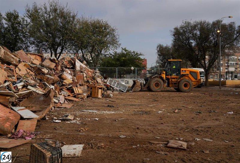 València reconoce a sus empleados municipales por su labor ante la dana con la Medalla de la Gratitud.