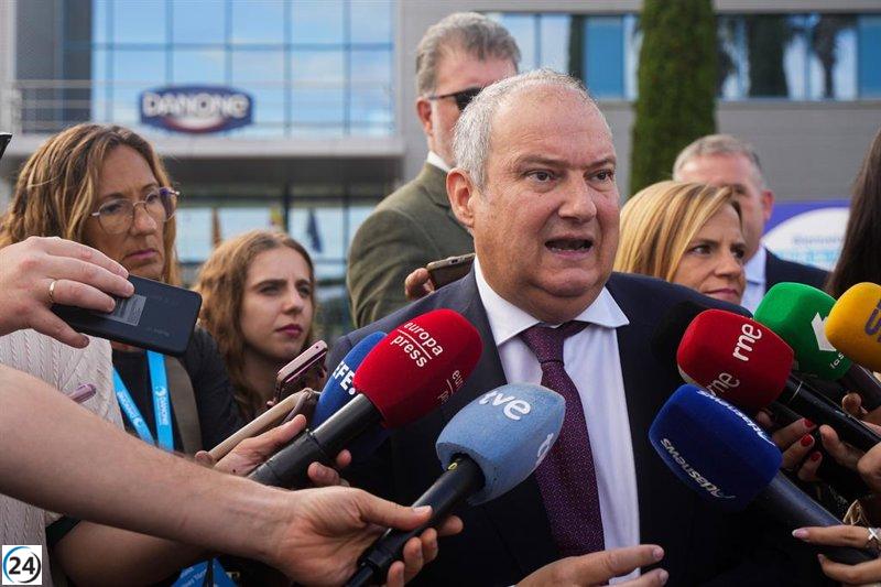 Hereu destaca la colaboración institucional para mitigar los impactos de los recortes en Mahle.