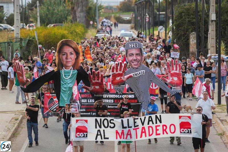 Manifestaciones en Paiporta y València exigen la renuncia de Mazón tras la dana.