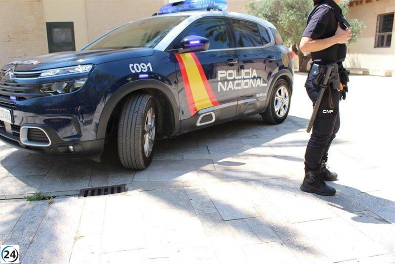 Joven arrestado por disparar a la vivienda de un familiar en Torrent.
