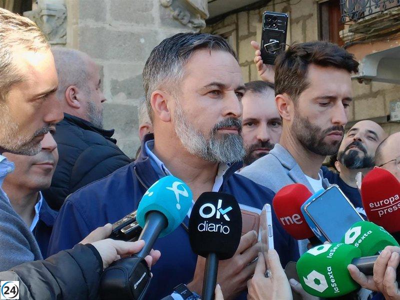 Abascal sostiene que Feijóo ofrece a Sánchez un 