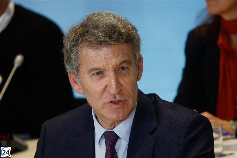 Feijóo solicita a Vox que ayude a elegir un nuevo presidente y denuncia una persecución hacia Mazón.