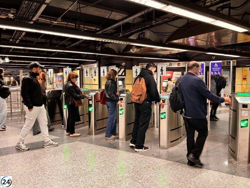Metrovalencia introduce modernización con nuevas máquinas de acceso en la estación Colón.