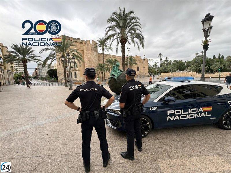Cuatro arrestados en Elche por un fraude de 46.000 euros en bonos de estética.