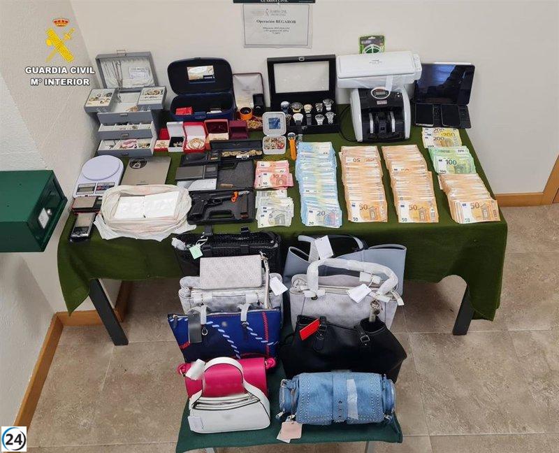 Tres apresados en Cullera por narcotráfico y lavado de dinero: gastaron 54.000 euros en lujos.