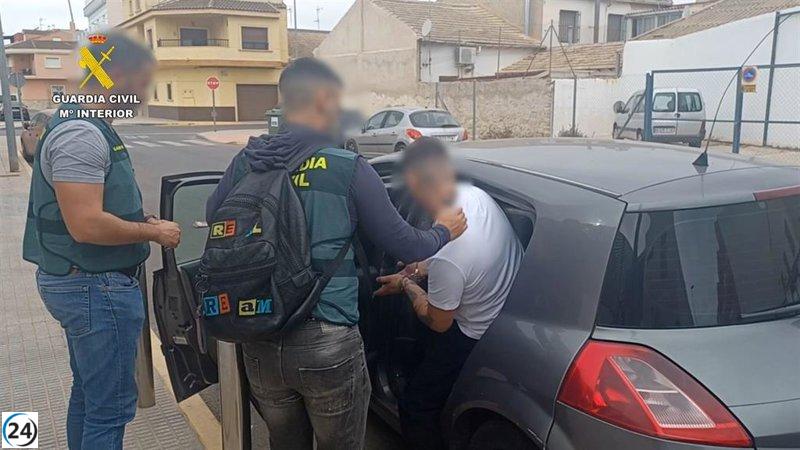 Detenido con seis kilos de marihuana tras ser acusado de una violenta agresión en Cox.