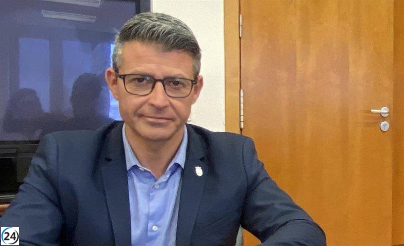 Alcalde de Almussafes presenta demanda por injurias contra su denunciante de acoso sexual y laboral.