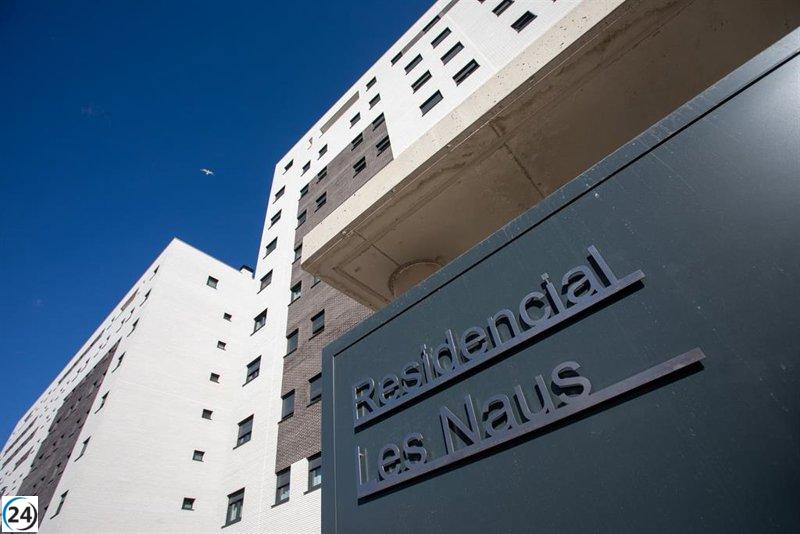 El PP se une a Vox para investigar adjudicaciones de VPP en Les Corts.