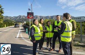 Valencia implementa tecnología avanzada para alertar sobre jabalíes en las carreteras.