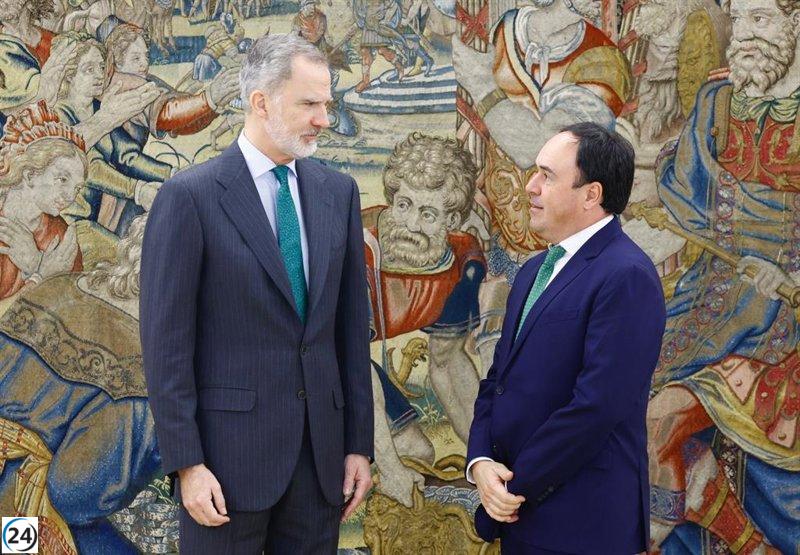 Llorca actualiza al Rey sobre la reconstrucción post-dana y le extiende una invitación a la muestra de Sorolla.