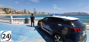 Mujer cae desde balcón de un hotel en Benidorm y su esposo es arrestado.