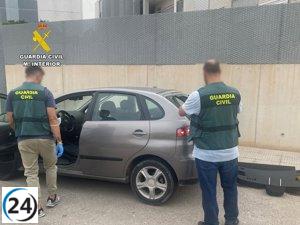 Tres detenidos por robo armado de coches en Alicante y Murcia.