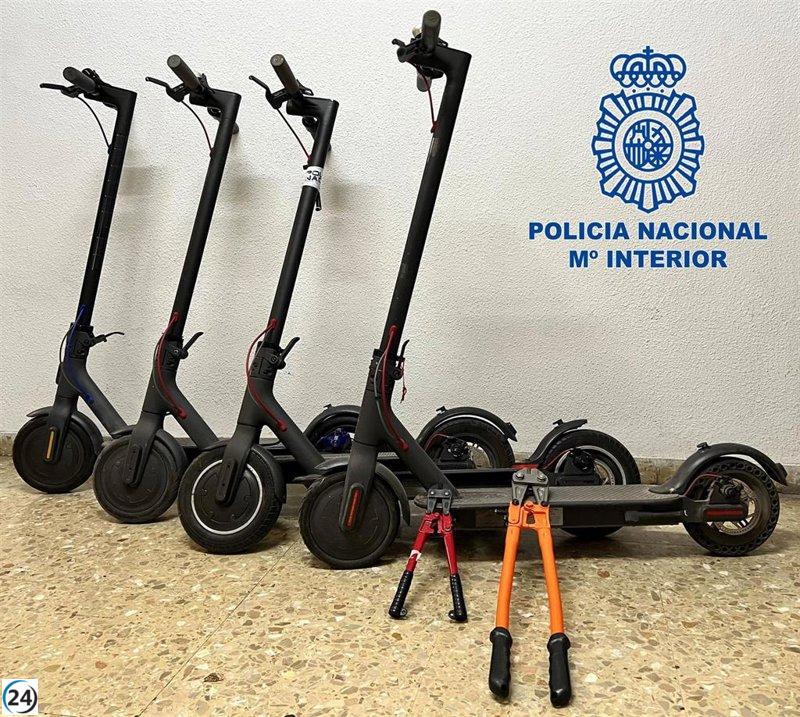 Ocho personas, incluyendo seis menores, detenidas por robar patinetes eléctricos en Benidorm.