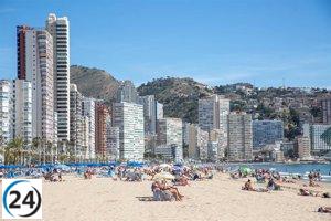 Accidente en Benidorm deja un muerto y un herido tras colisión entre coche y moto.