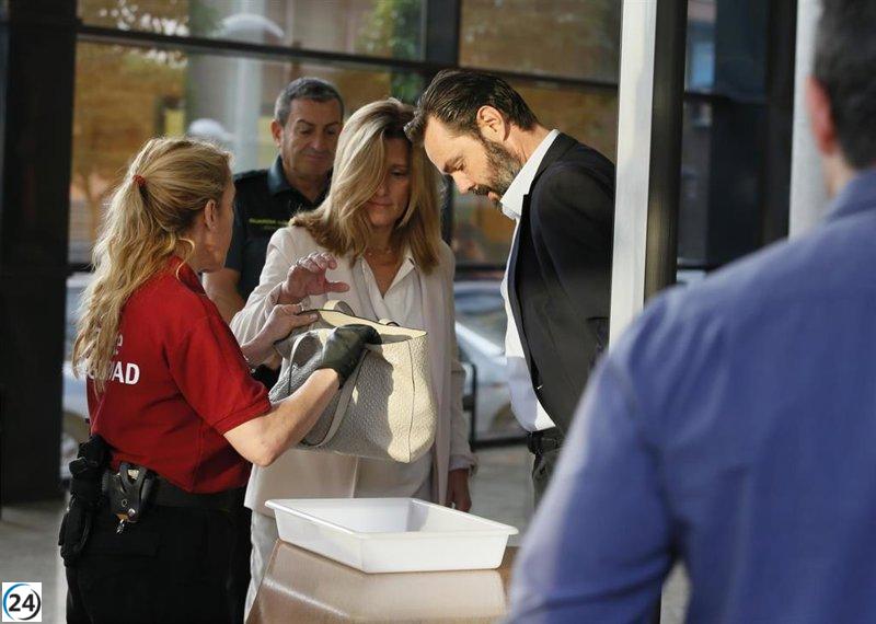 Constitucional ordena suspender juicio por crimen de viuda de expresidente de la CAM.