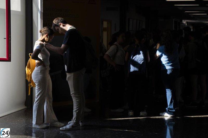 Inicia PAU en la Comunidad Valenciana con el tema controversia del derecho al voto de Primo de Rivera.