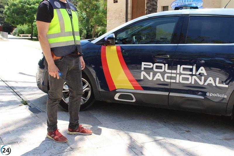 Gerente de agencia de viajes detenida por estafa a ancianos por 37.000 euros.