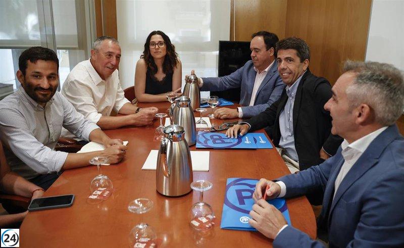 Compromís exige a Mazón un cordón sanitario a Vox y rechaza investidura gratuita.